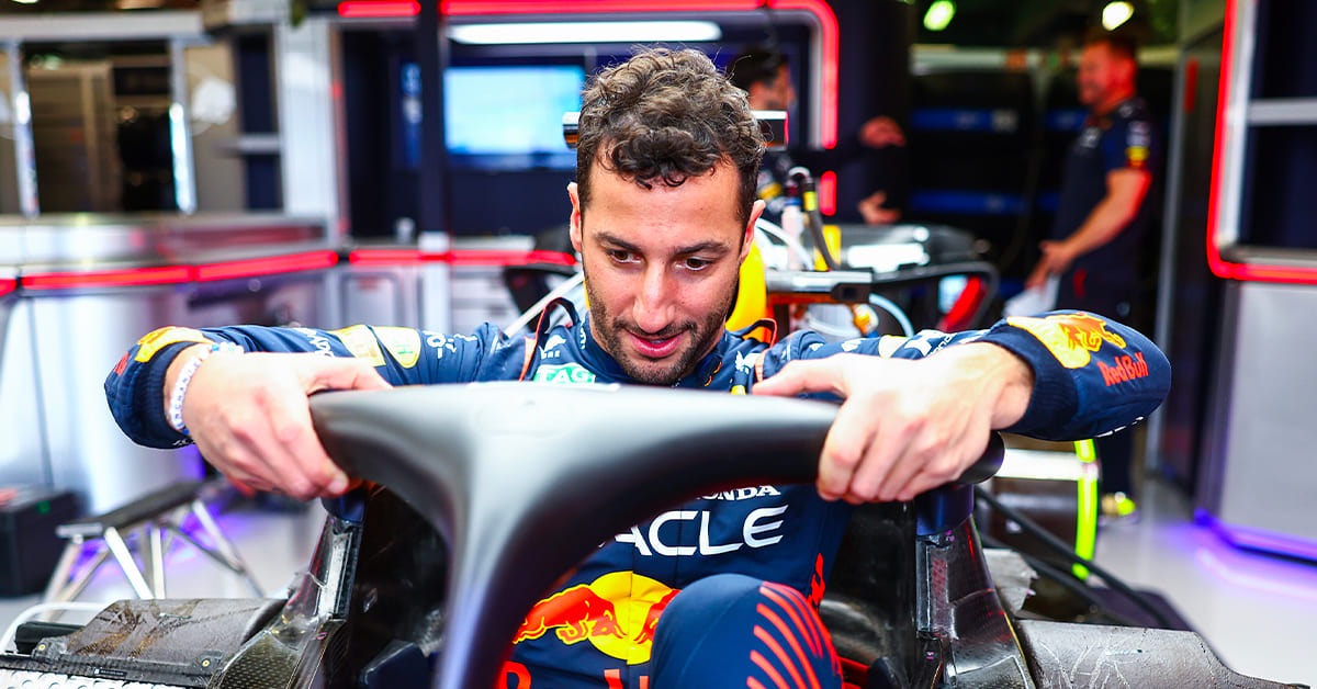Ricciardo au volant de la Red Bull 2023 lors d’un test Pirelli