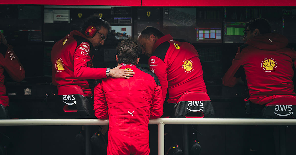 Ralf Schumacher blâme Leclerc pour la qualification ratée : “les pilotes Ferrari font trop d’erreurs”