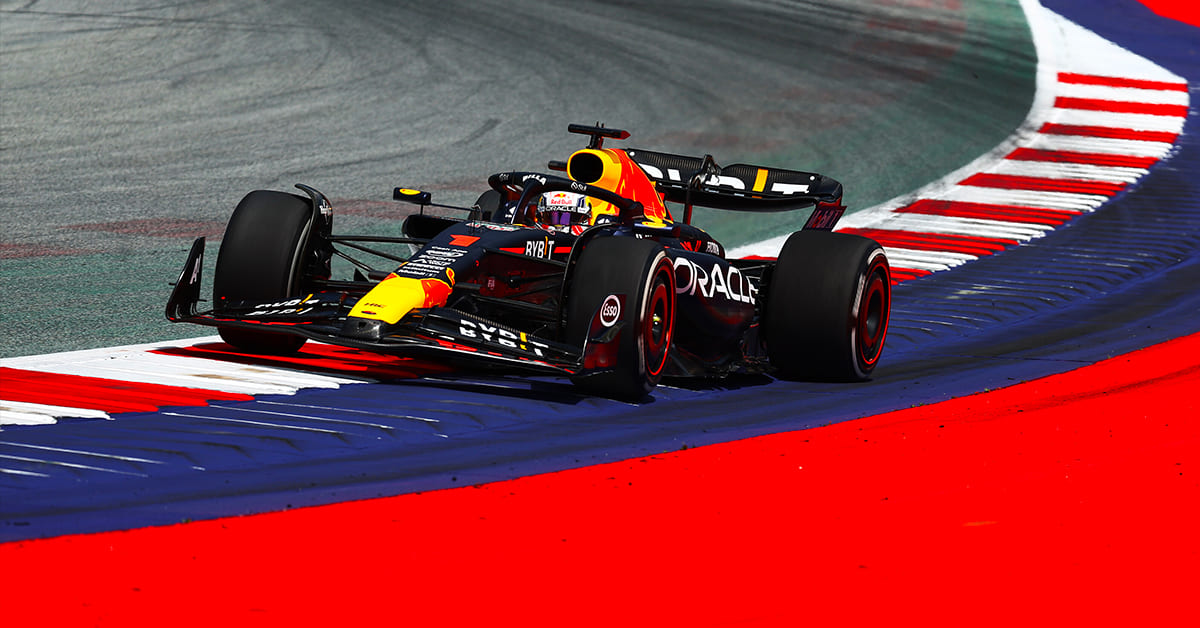 EL1 – Verstappen prend les commandes devant les deux Ferrari